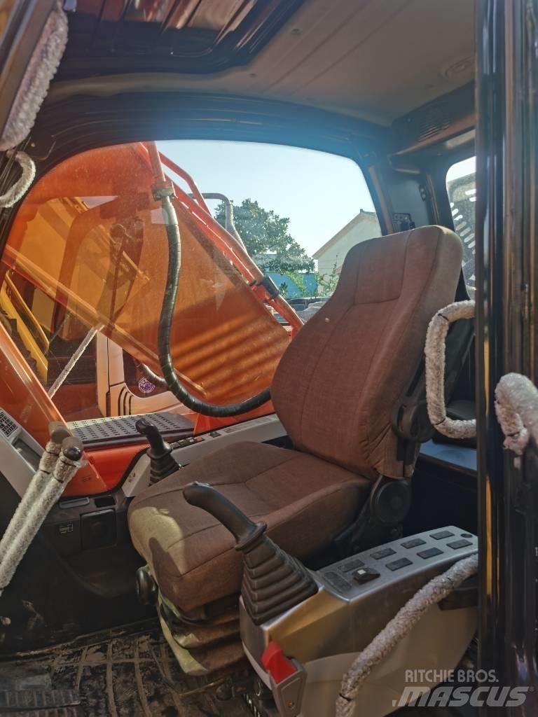 Doosan DX 225 LC Beltegraver
