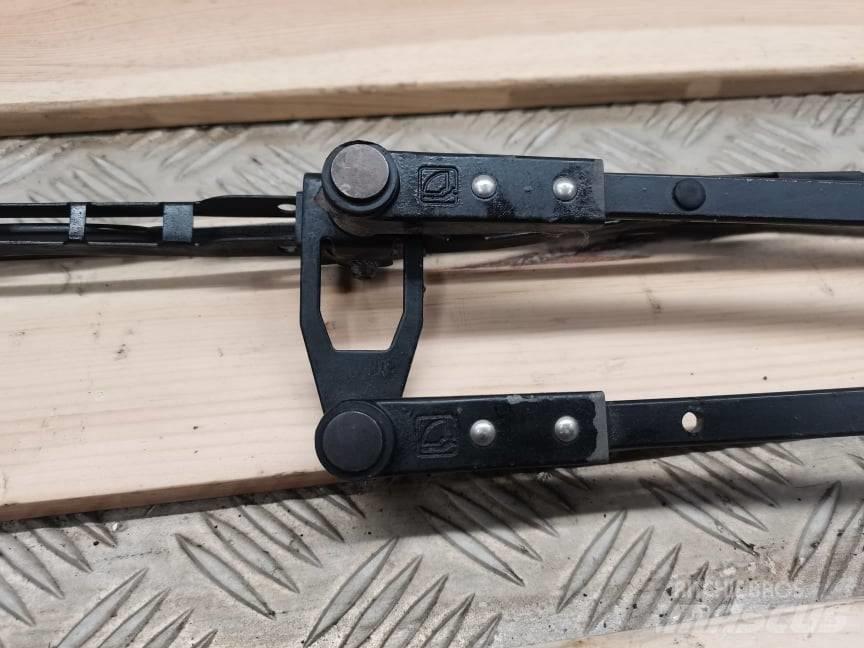 Manitou MLT  wiper Førerhus og Interiør