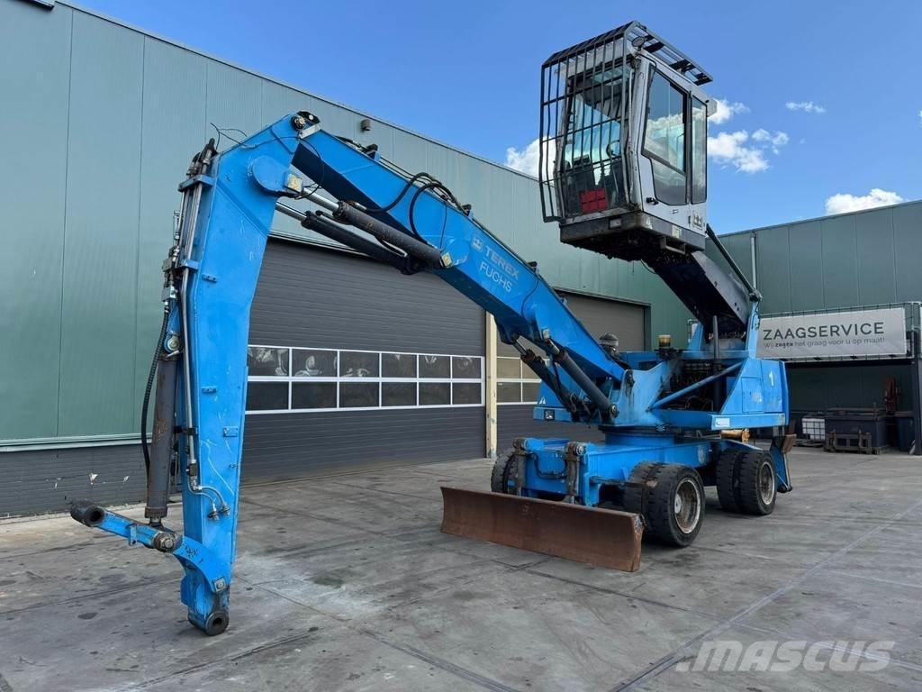 Fuchs MHL 320 Gravemaskiner for avfallshåndtering