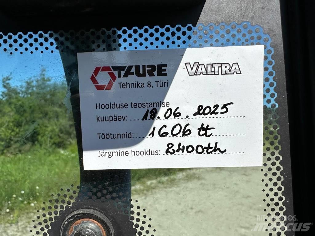 Valtra G 135 Versu Traktorer
