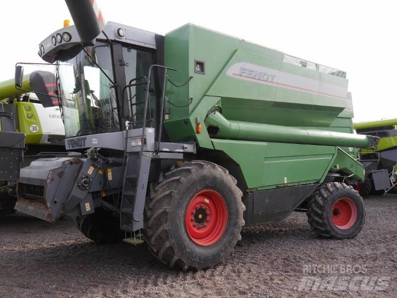 Fendt 8350 Skurtreskere