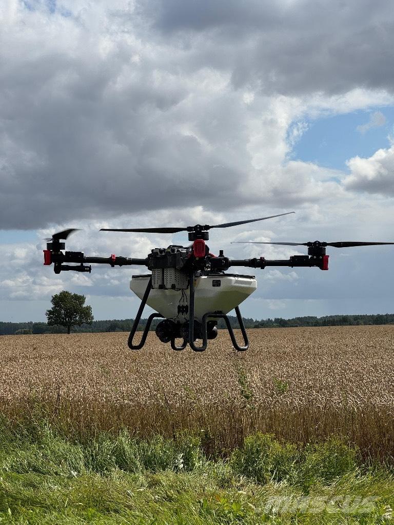  XAG P100PRO DEMO Selvdrevne sprøyter