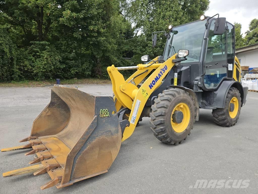 Komatsu WA 70 M-8 Hjullastere