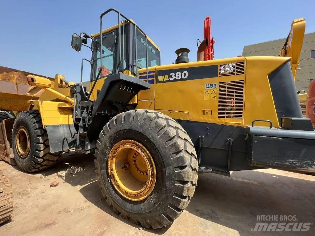 Komatsu WA 380 Hjullastere