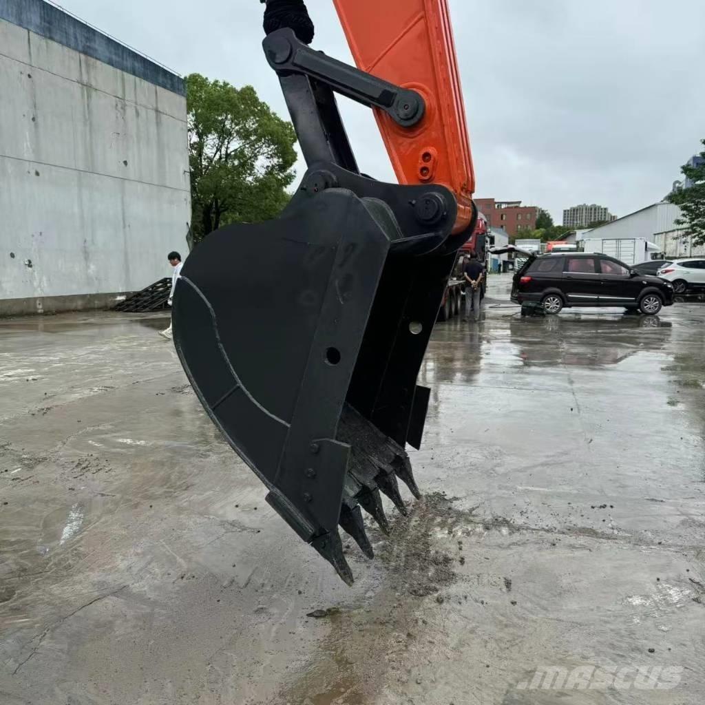 Doosan DX 225 LC Beltegraver