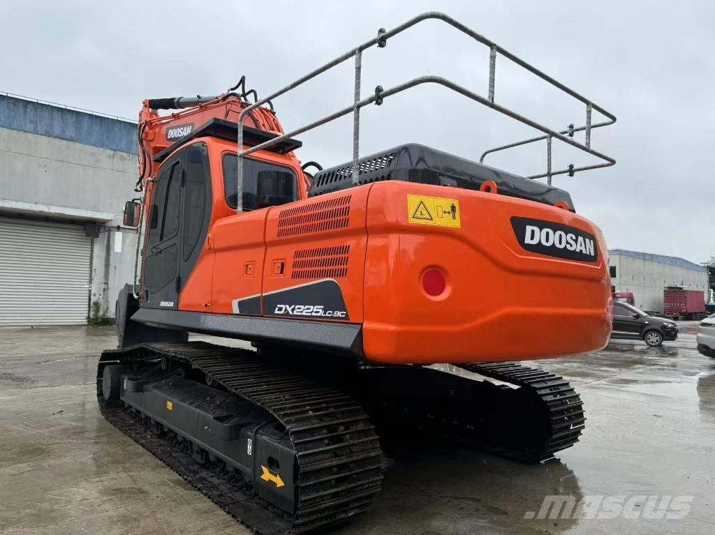 Doosan DX 225 LC Beltegraver
