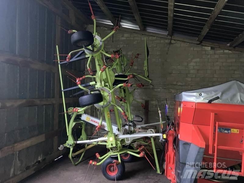 CLAAS Volto 900 Raker og høyvendere
