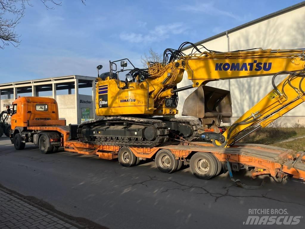 Komatsu PC228USLC-11 Beltegraver