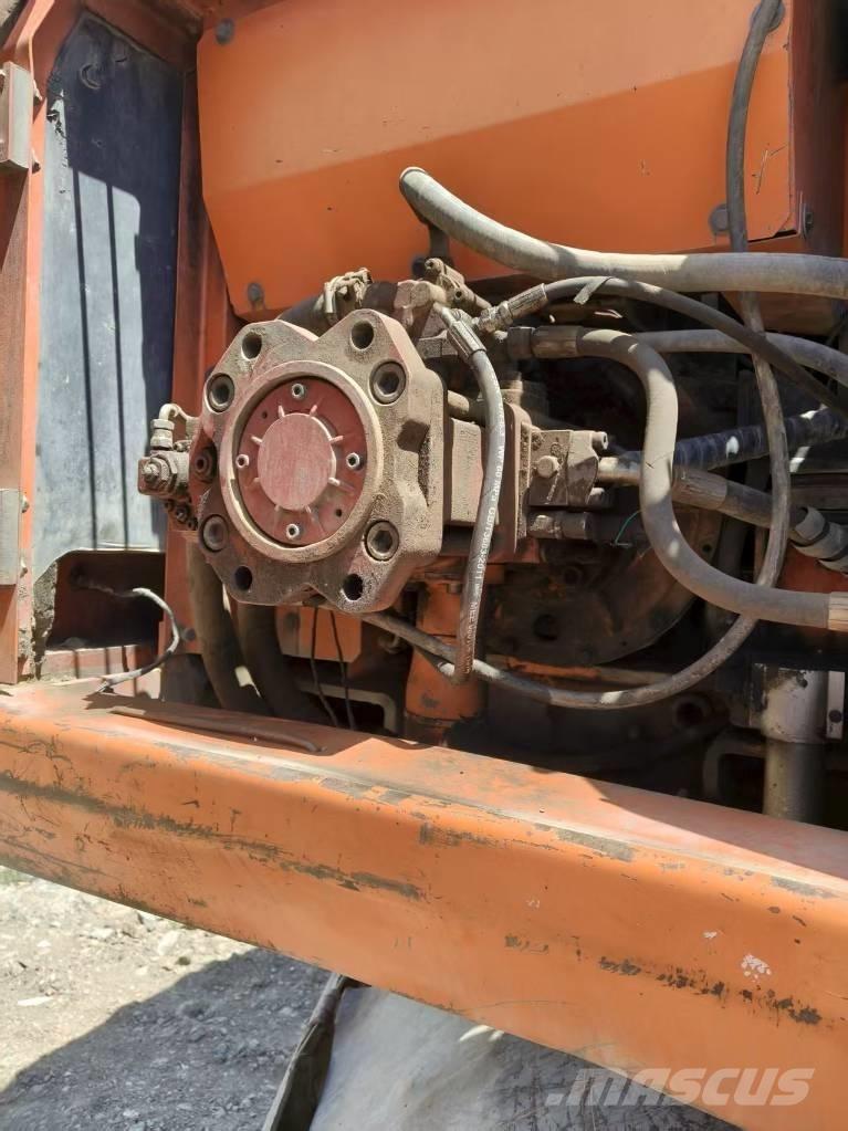 Doosan DH210W-7 Hjulgravere