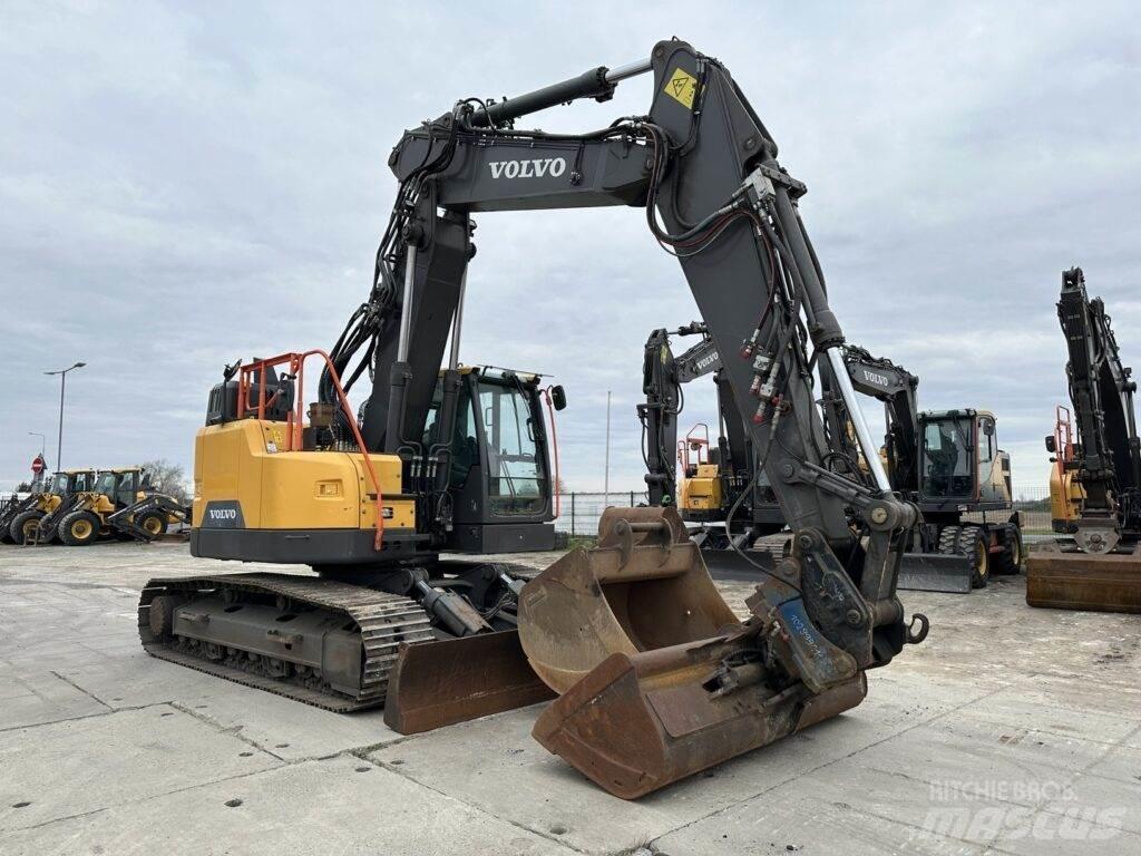 Volvo ECR235EL Beltegraver