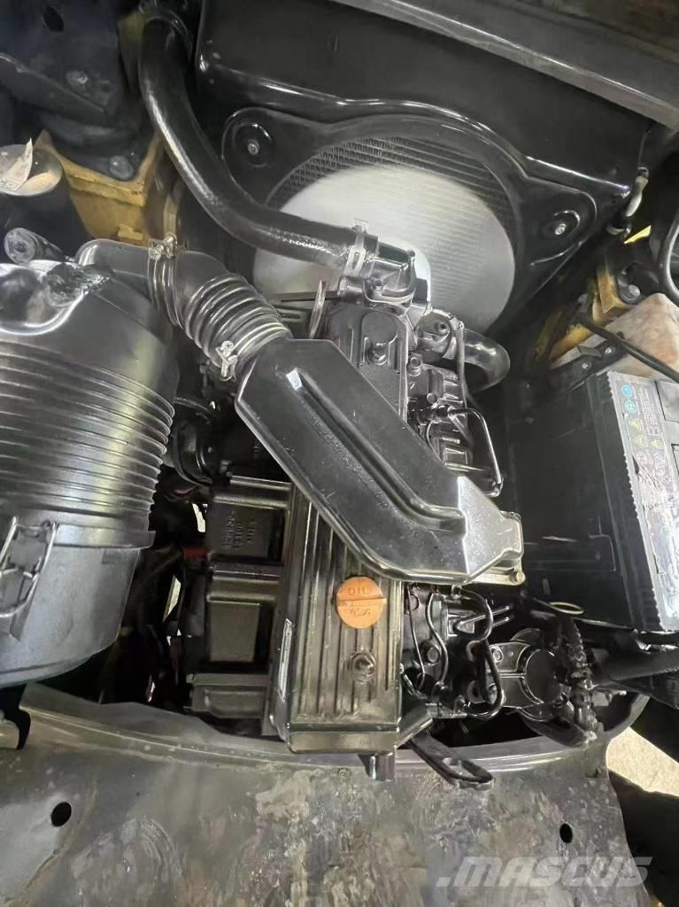 Komatsu FD 30 T-17 Diesel Trucker