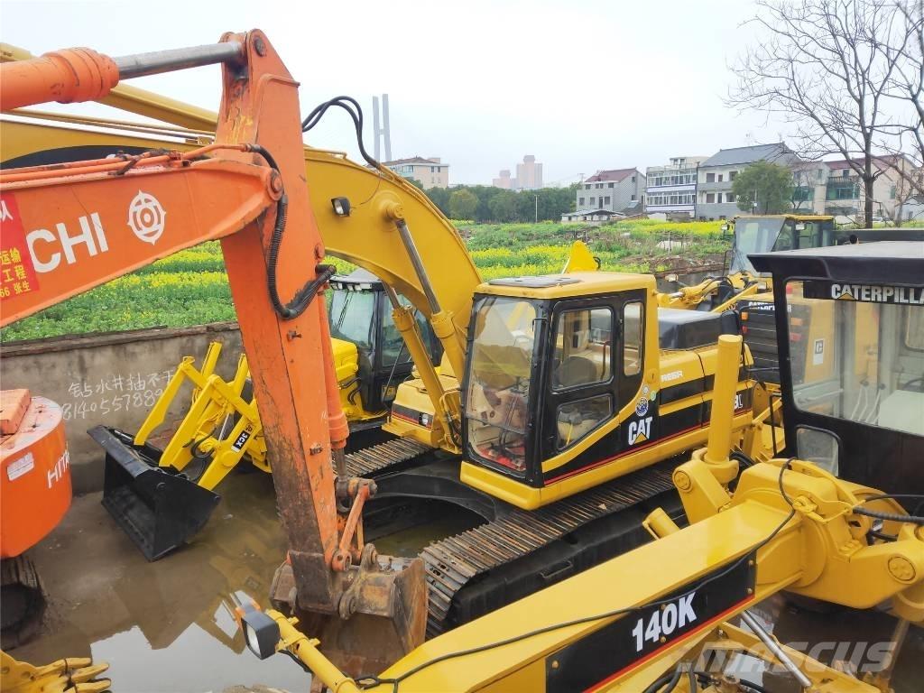 CAT 320B Beltegraver