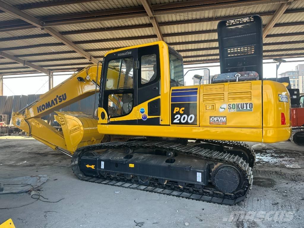 Komatsu PC 200-8 Midigravere 7 - 12t