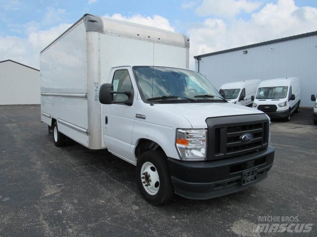 Ford E-350 Skapbiler