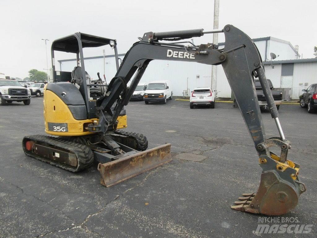 John Deere 35G Beltegraver