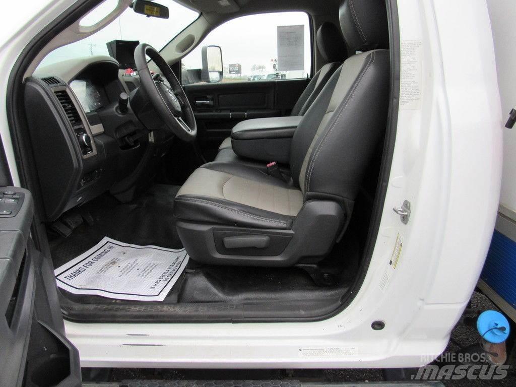 RAM 5500 Bilmontert lift