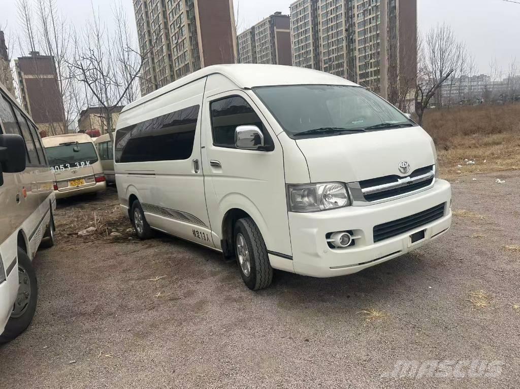 Toyota Hiace Intercity busser