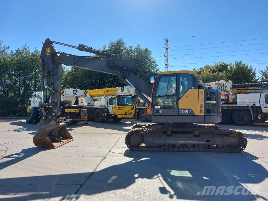 Volvo ECR 235 EL Beltegraver