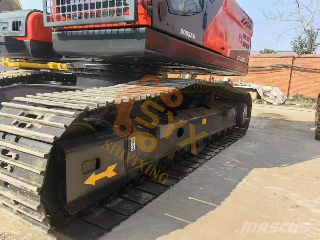 Doosan DX 225 LC Gravemaskiner med lang bom
