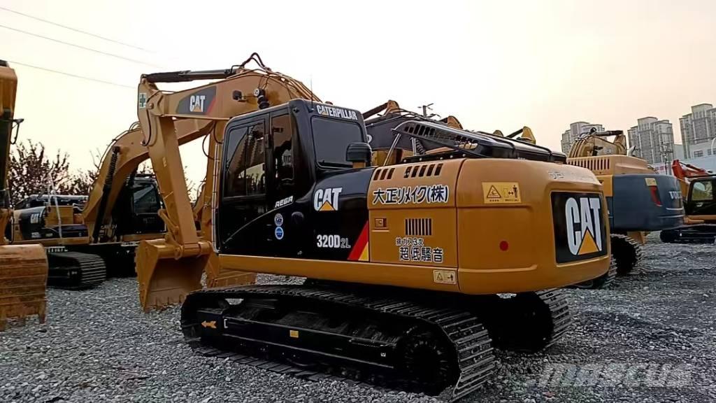 CAT 320DL Beltegraver