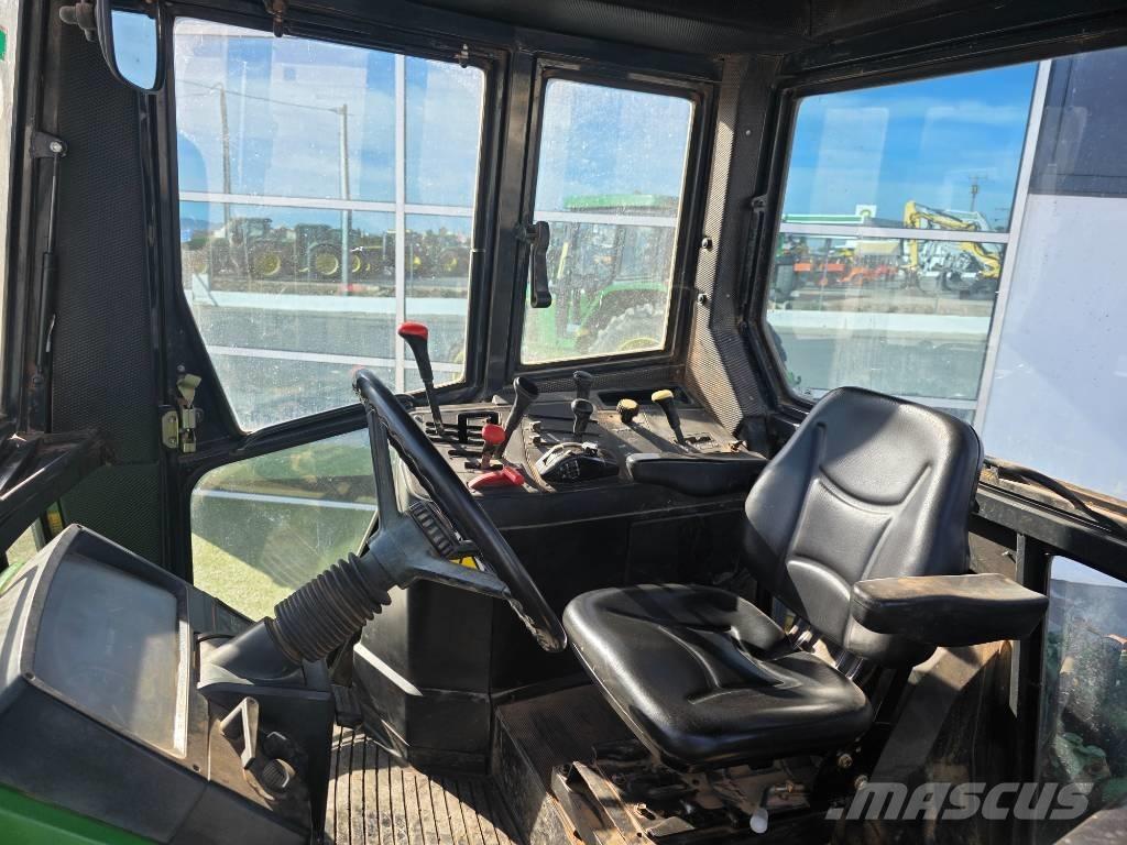 John Deere 6100 Traktorer