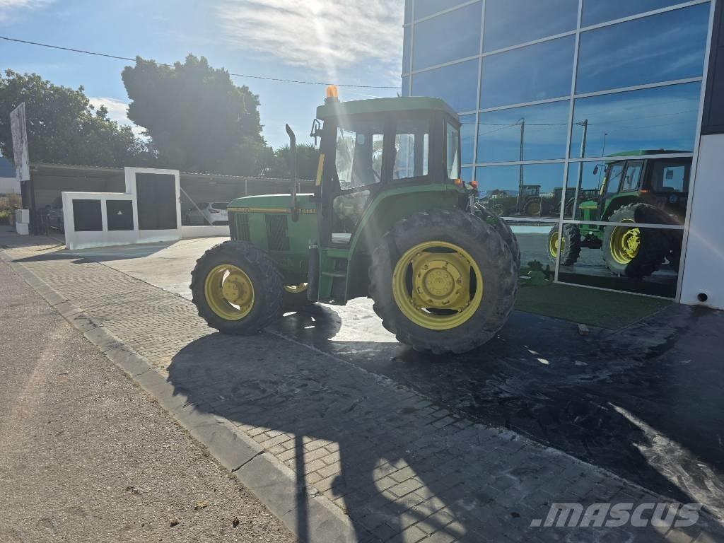 John Deere 6100 Traktorer