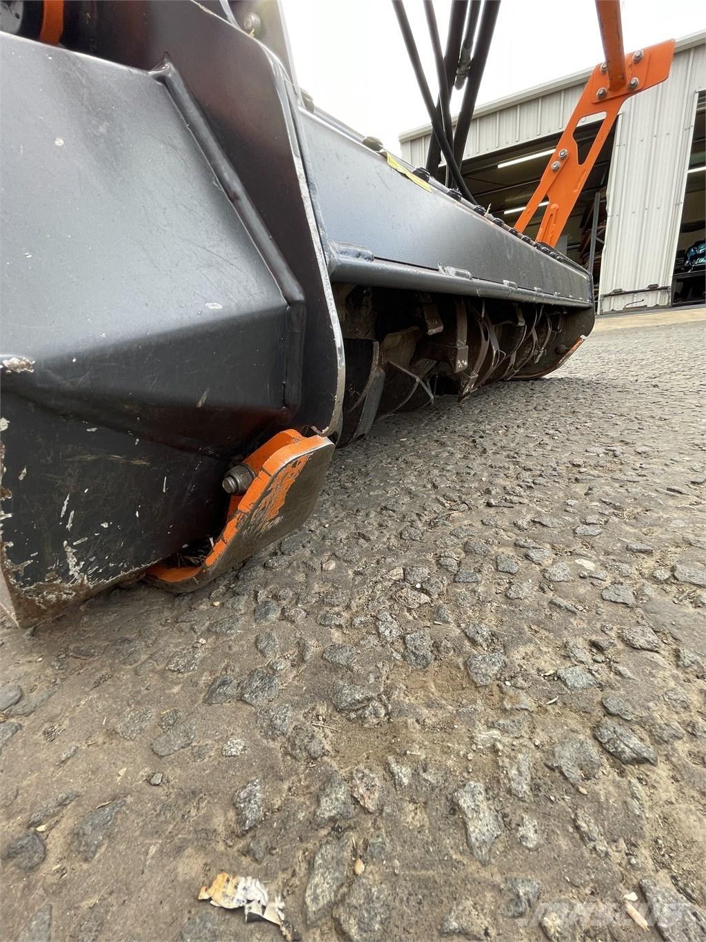 TMC Cancela TLE-125 Krattknusere