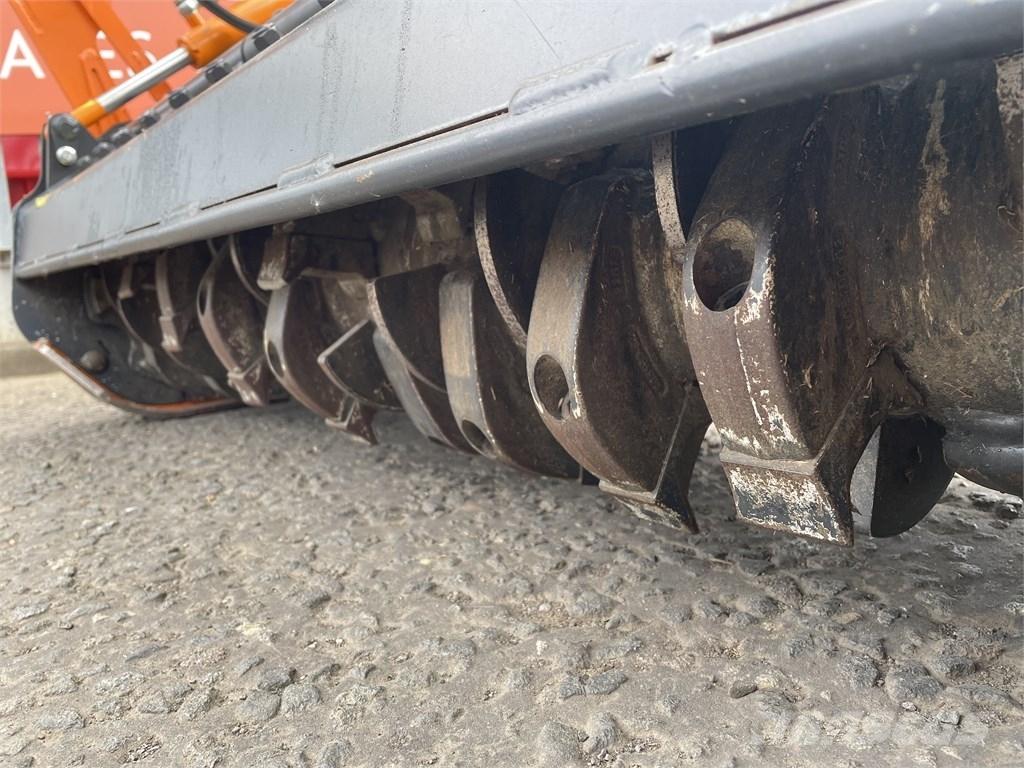 TMC Cancela TLE-125 Krattknusere