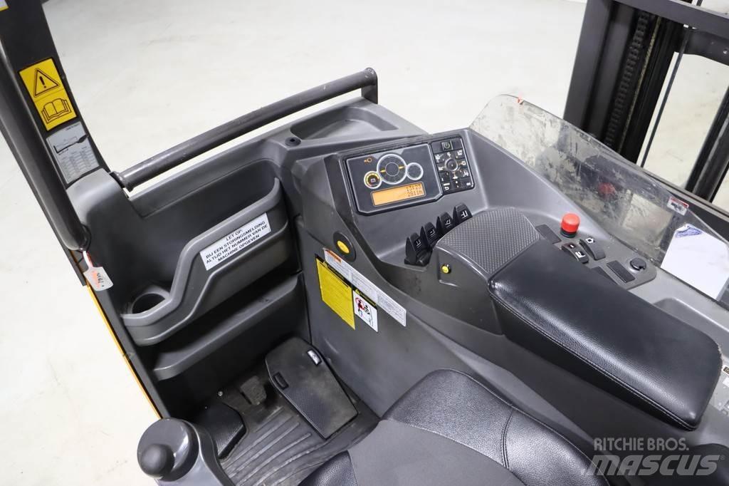 Atlet UMS200D Skyvemasttruck