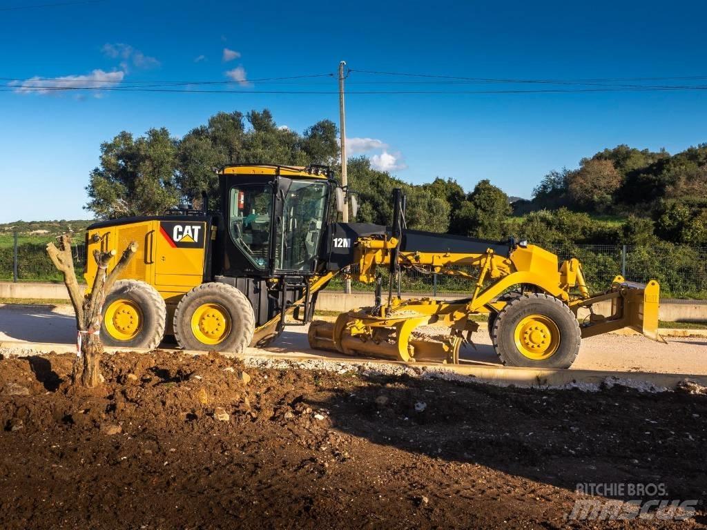 CAT 12 M Veihøvler