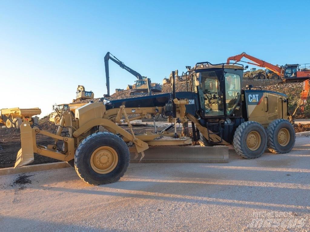 CAT 12 M Veihøvler