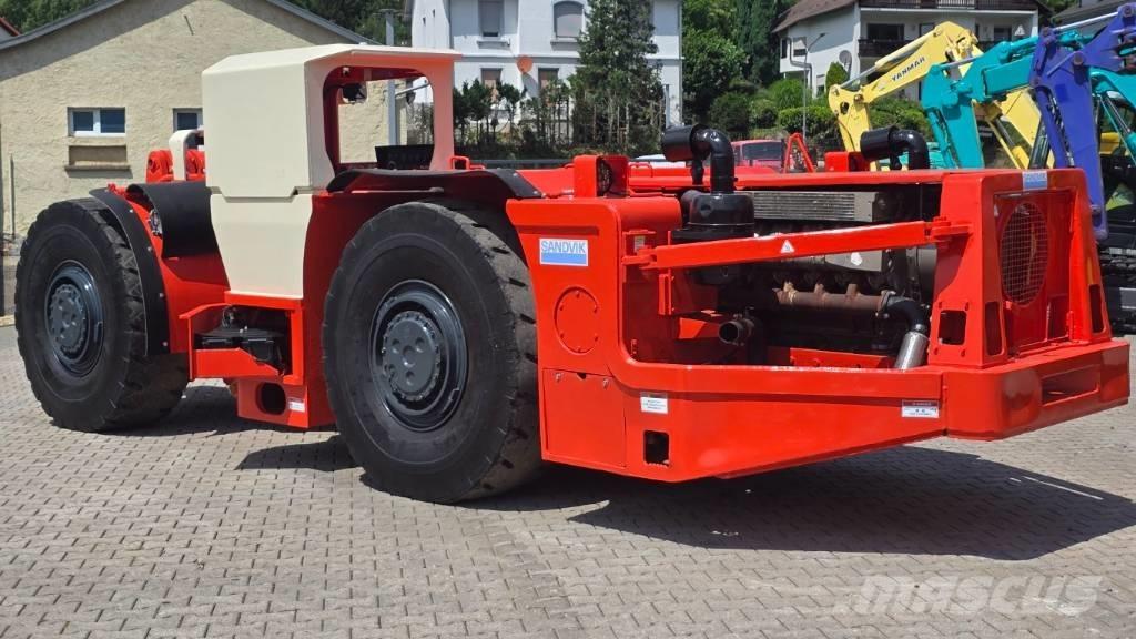 Toro 400 Gruvelastere