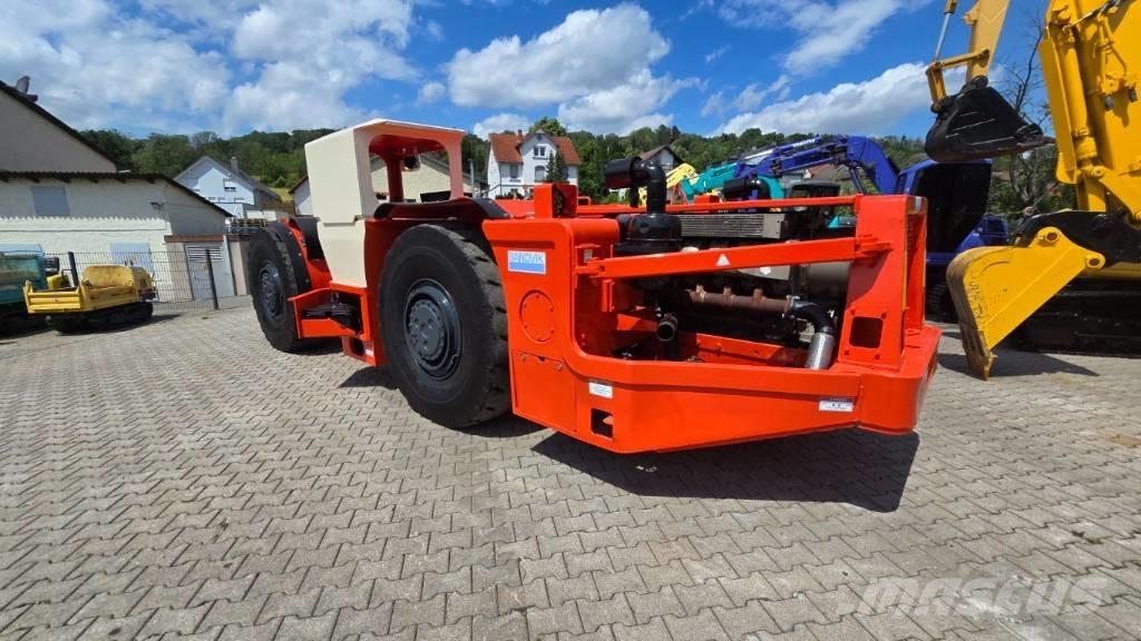 Toro 400 Gruvelastere