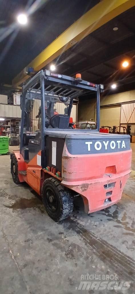 Toyota 8FBMHT60 Elektriske trucker