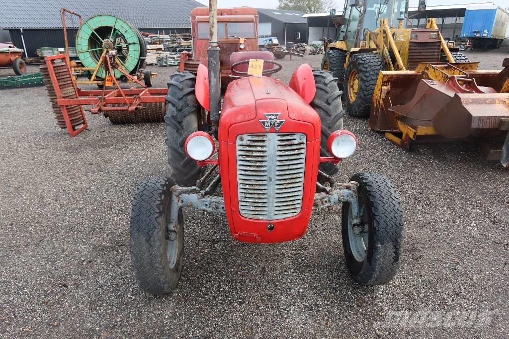 Massey Ferguson 35 Traktorer