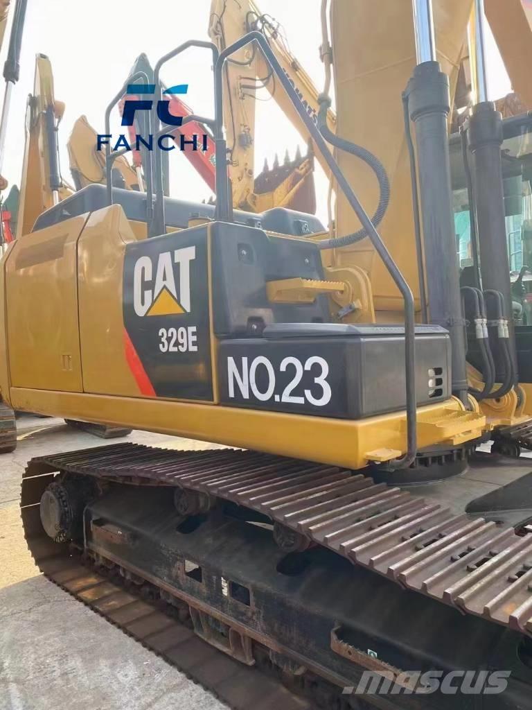 CAT 329 E Beltegraver