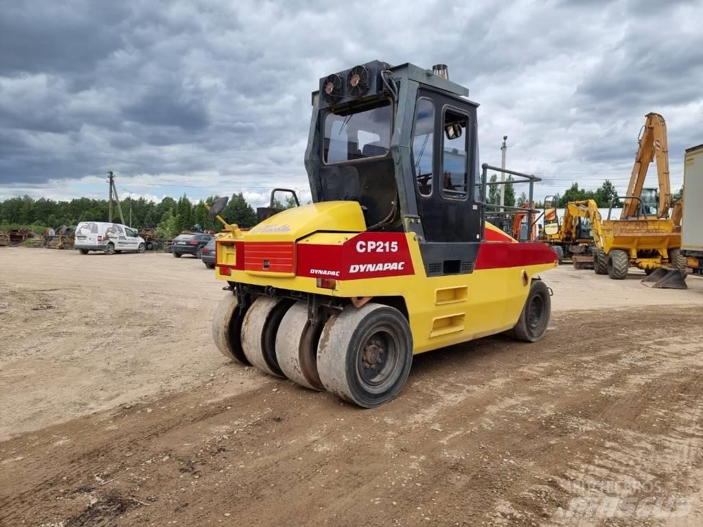 Dynapac CP 215 Gummihjulsvalser
