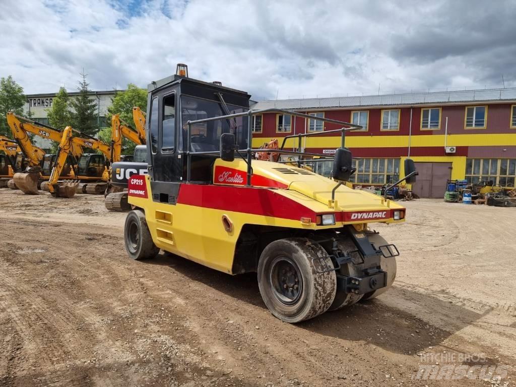 Dynapac CP 215 Gummihjulsvalser