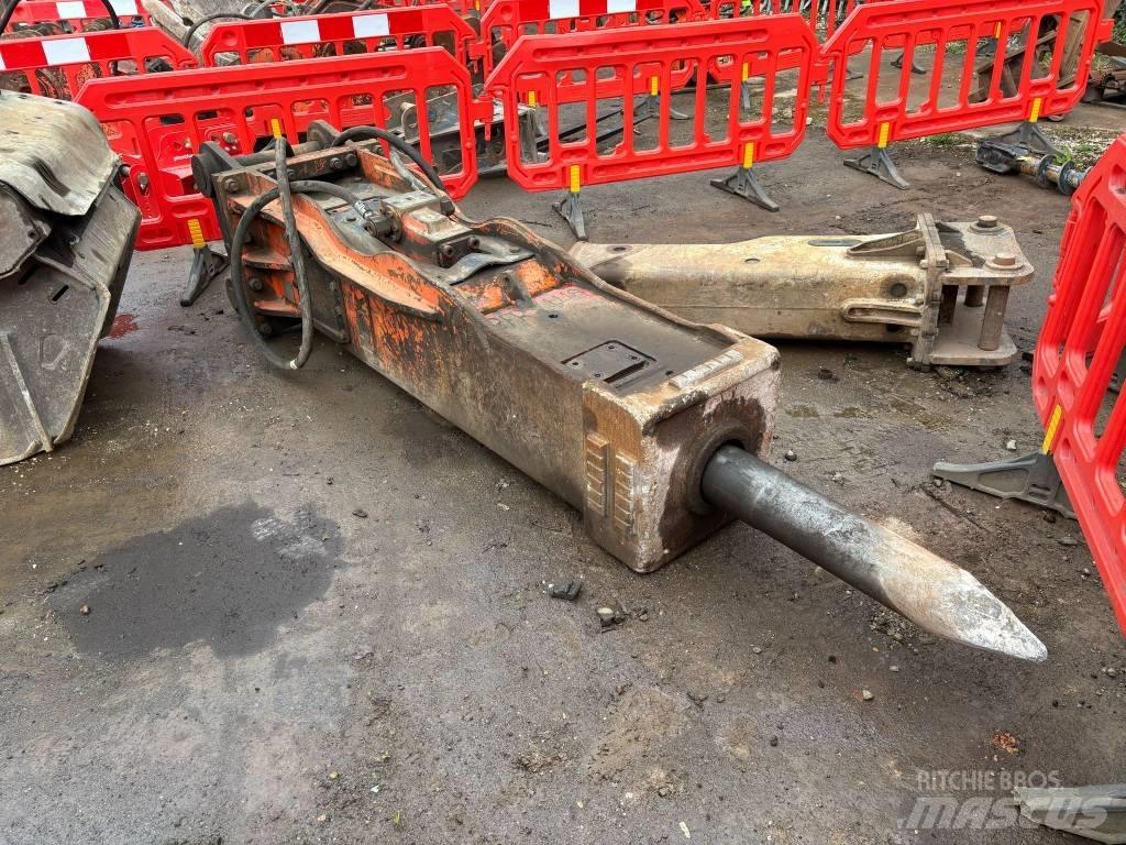 NPK GH 18 Hydrauliske hammere
