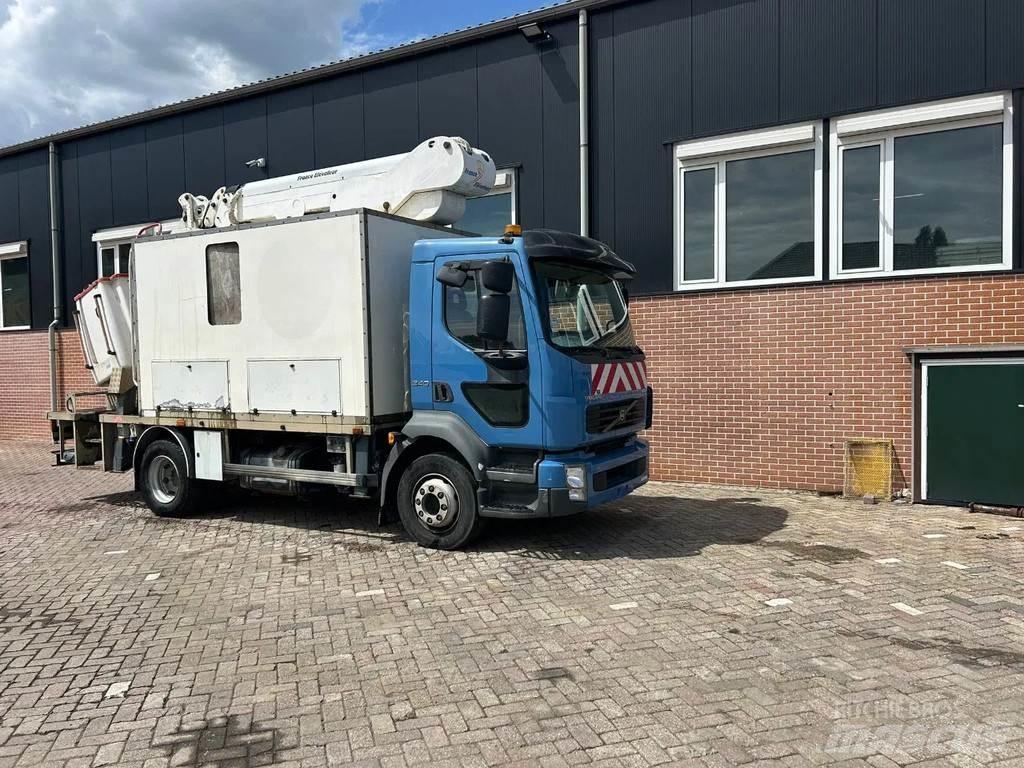 Volvo FL 240 Bilmontert lift