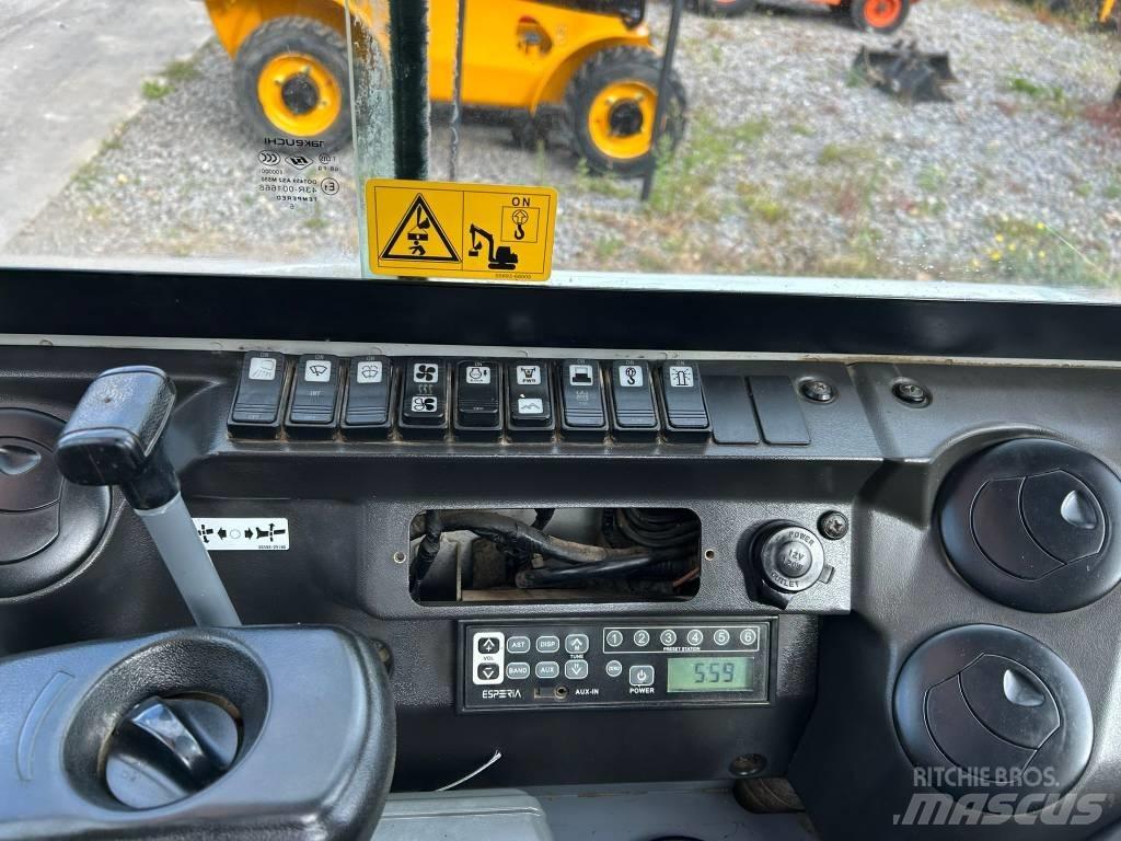 Takeuchi TB 230 Minigravere <7t