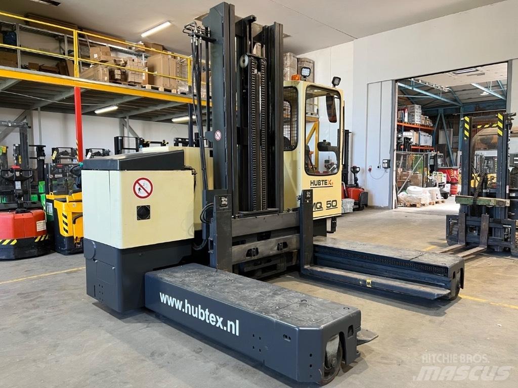 Hubtex MQ 50 4-veis truck