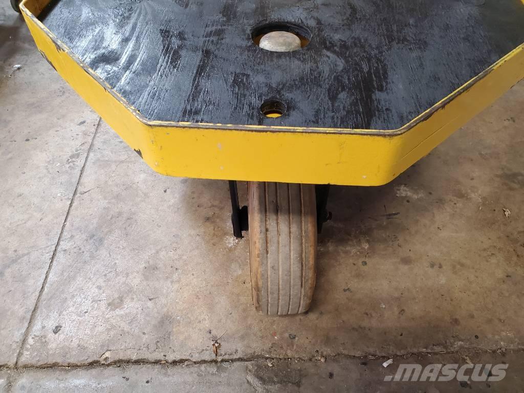 Taylor-Dunn SC090 Tauetraktor