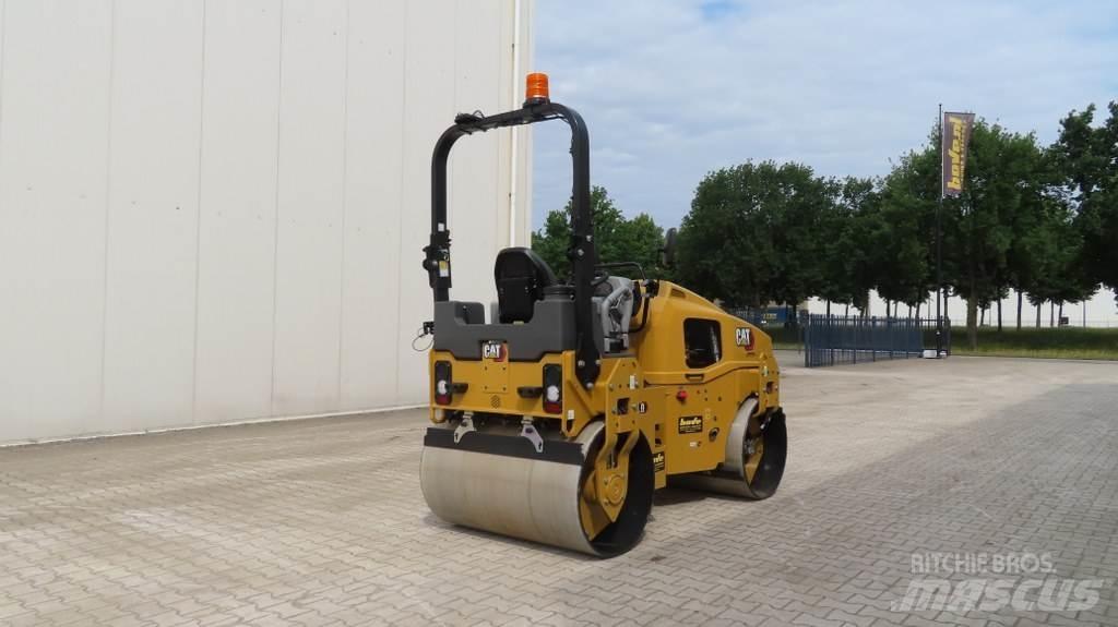 CAT CB4.0 Tandem Valser