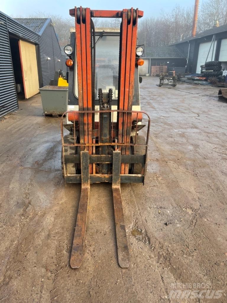 Nissan FG20 Propan trucker