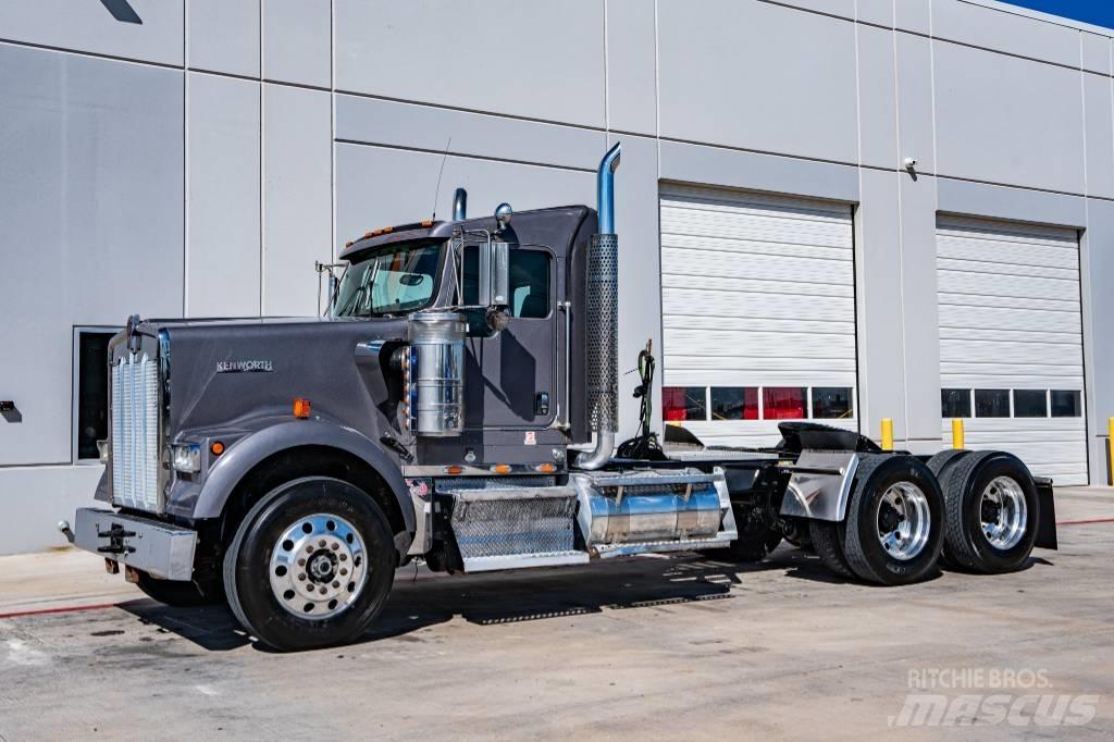 Kenworth W 900 Trekkvogner