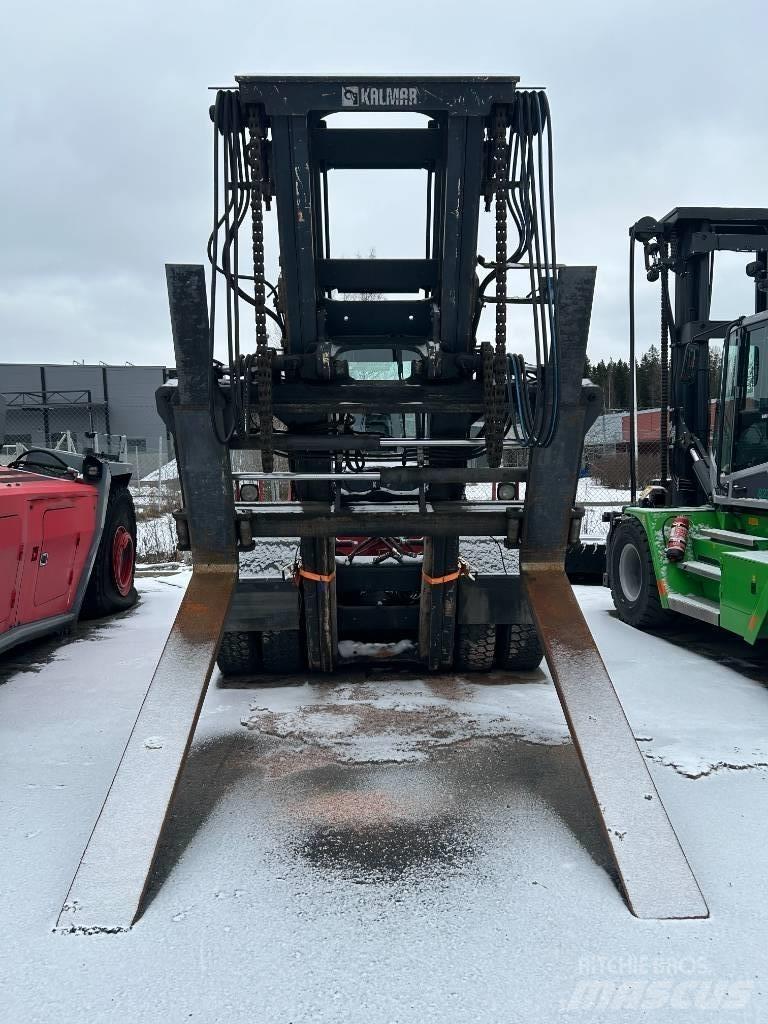 Kalmar DCG160-12 Diesel Trucker