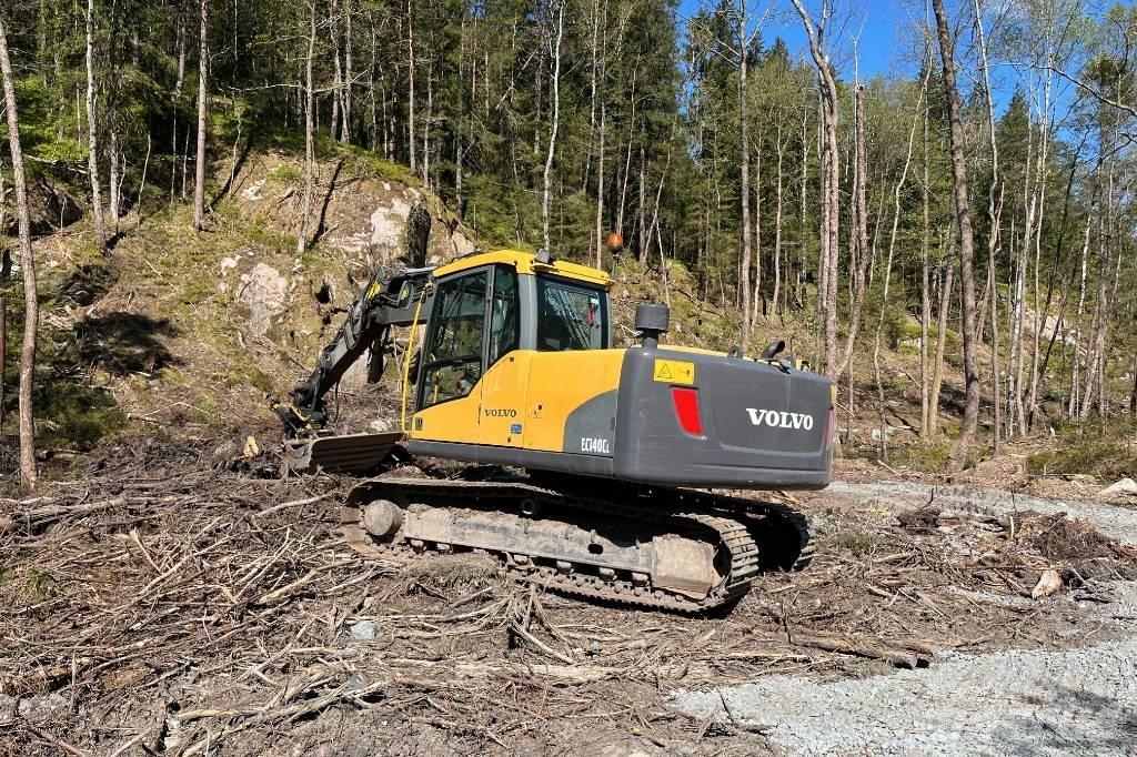 Volvo EC 140 C L Beltegraver