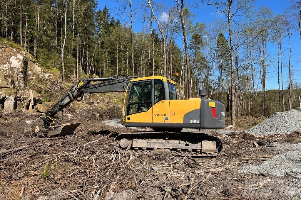 Volvo EC 140 C L Beltegraver