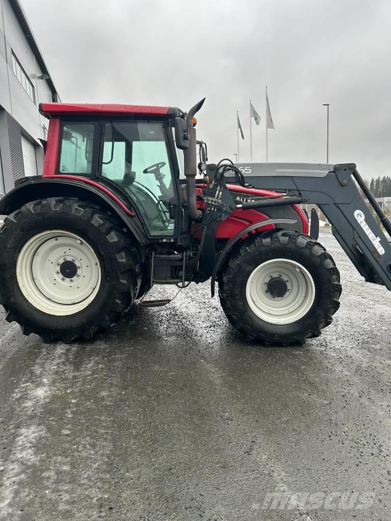 Valtra N141 Advance Traktorer